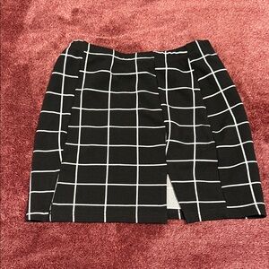 SHEIN Black and White Grid Pencil Skirt